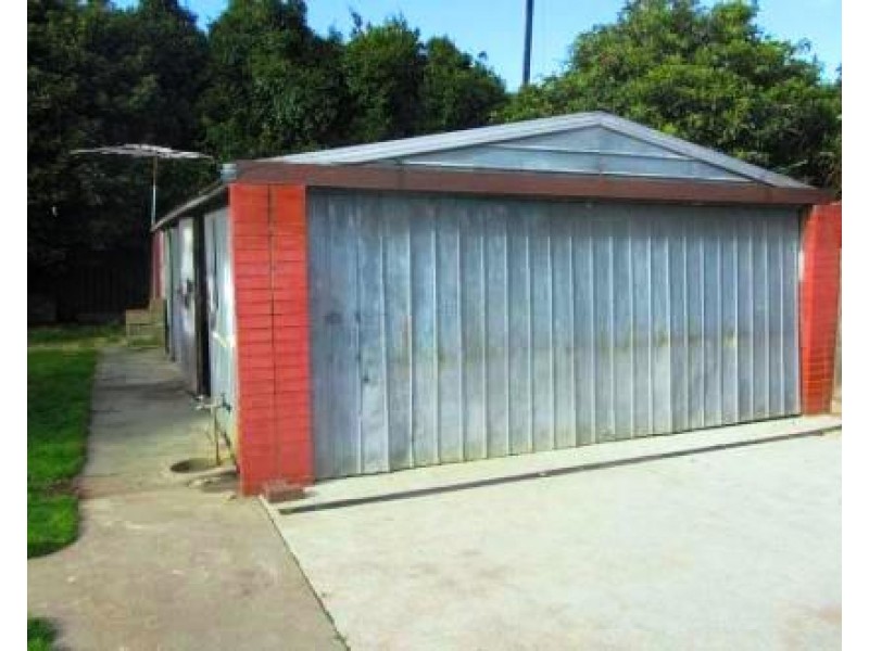 16 O’Connor Road, Knoxfield VIC 3180