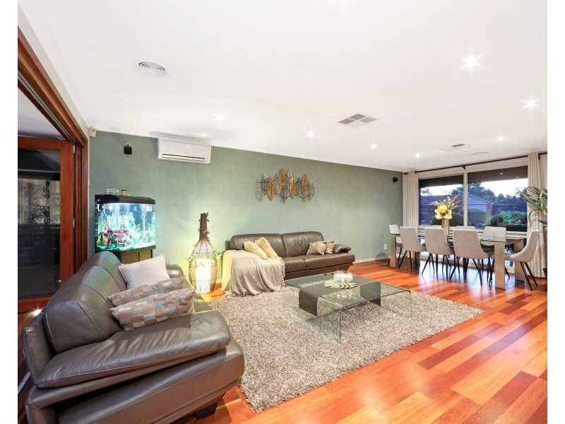 2 Coliban Close, Rowville VIC 3178