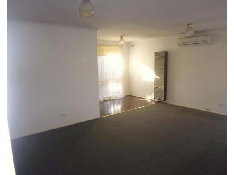 11 Paulette Court, Scoresby VIC 3179