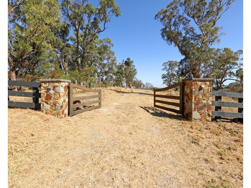 161 Glenfern Road, Upper Ferntree Gully VIC 3156