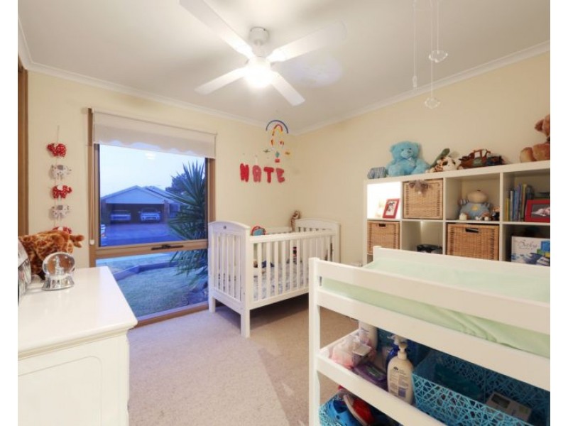 11 Glenlea Close, Rowville VIC 3178