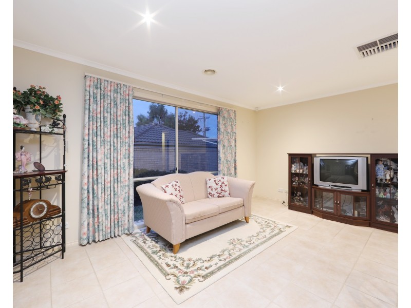 15 Georgia Mae Court, Rowville VIC 3178