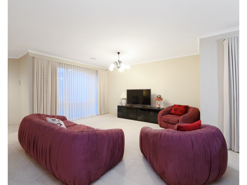 15 Georgia Mae Court, Rowville VIC 3178