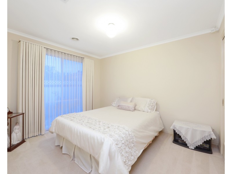 15 Georgia Mae Court, Rowville VIC 3178