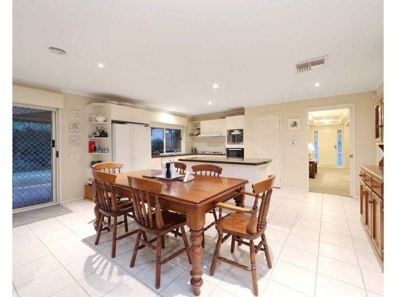 54 Grange Drive, Lysterfield VIC 3156