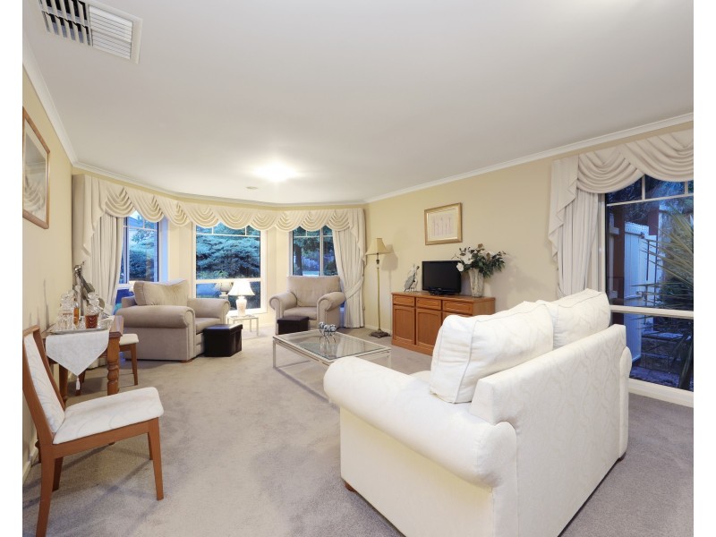 54 Grange Drive, Lysterfield VIC 3156