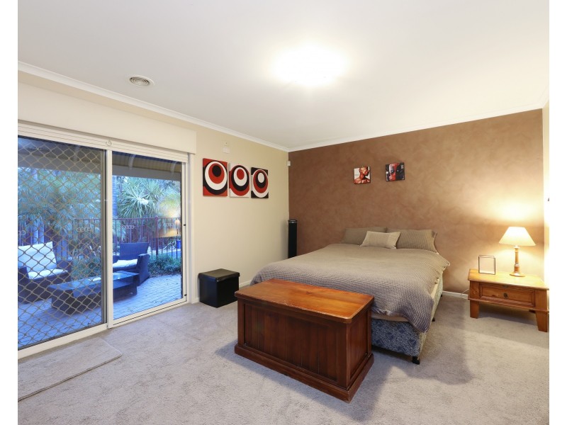 54 Grange Drive, Lysterfield VIC 3156