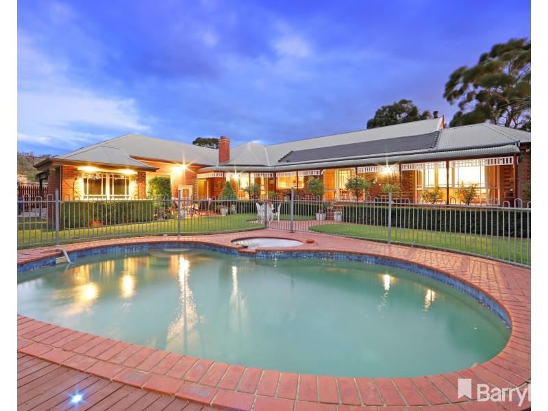 5 Ruby Close, Rowville VIC 3178