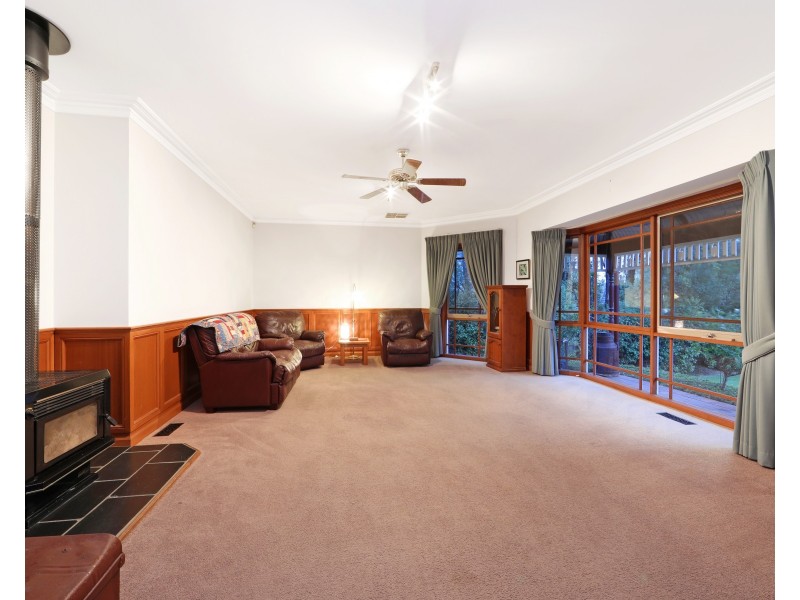 5 Ruby Close, Rowville VIC 3178