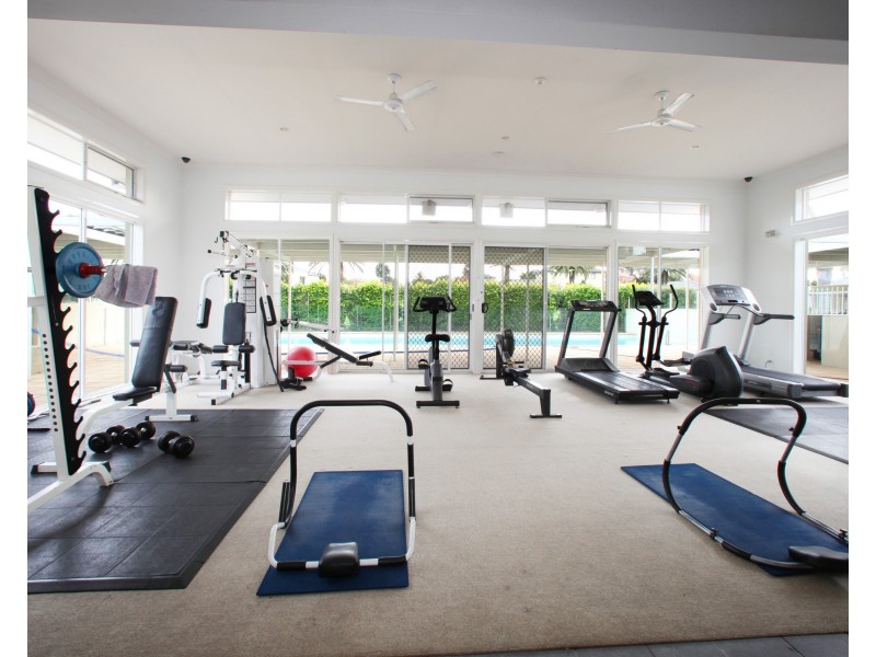 122 Sovereign Manors Crescent, Rowville VIC 3178