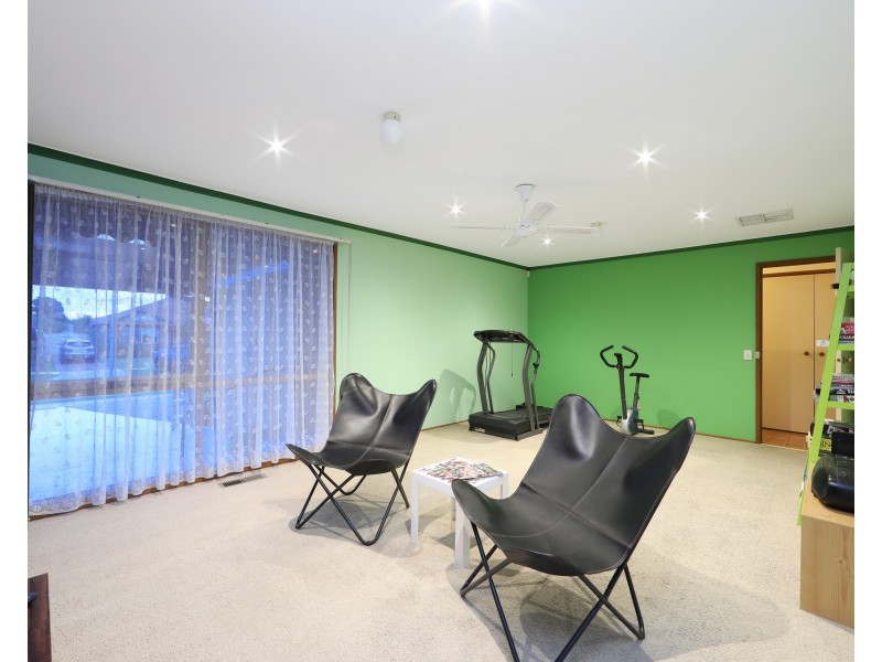 17 Wahroonga Court, Rowville VIC 3178