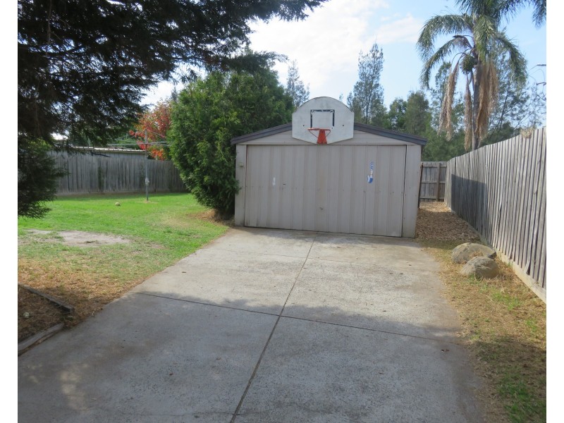 4 Valleyview Drive, Rowville VIC 3178