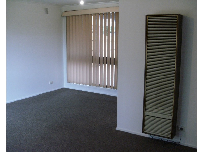 165 Dandelion Drive, Rowville VIC 3178