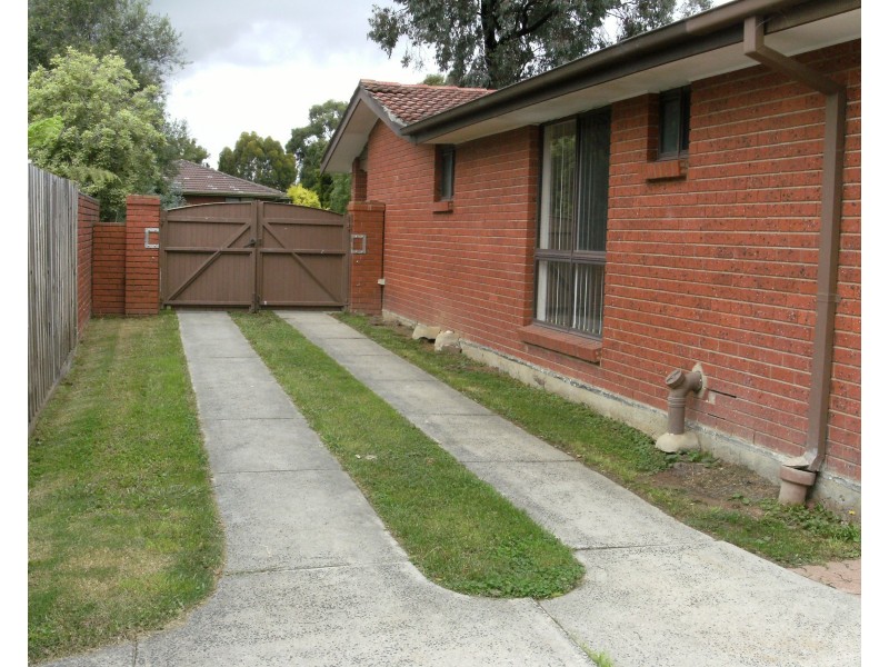 165 Dandelion Drive, Rowville VIC 3178