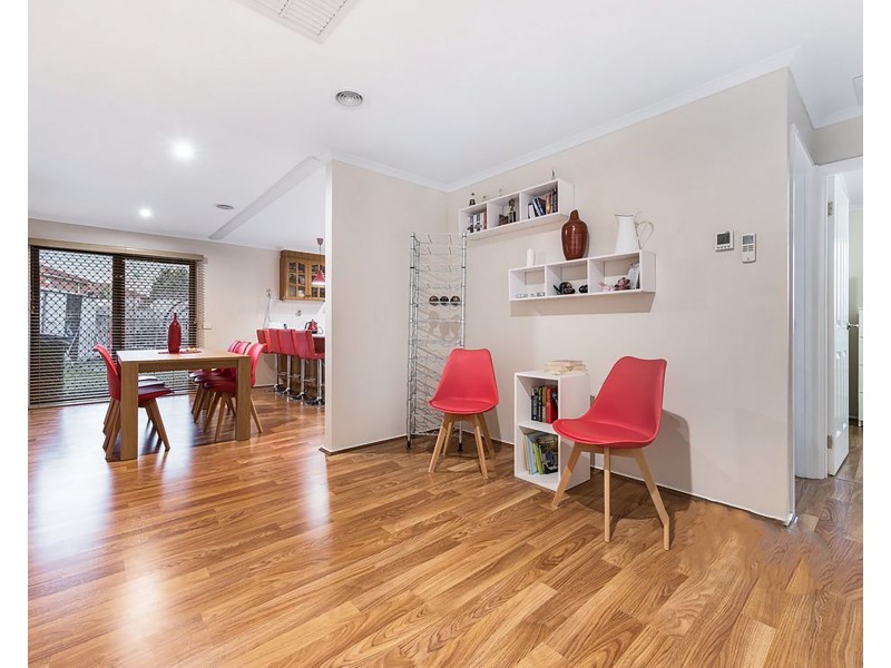 2 Meredith Crescent, Hampton Park VIC 3976