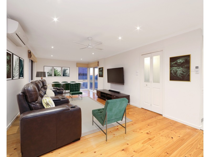 18 Orna Street, Ferntree Gully VIC 3156