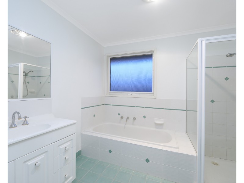 18 Orna Street, Ferntree Gully VIC 3156