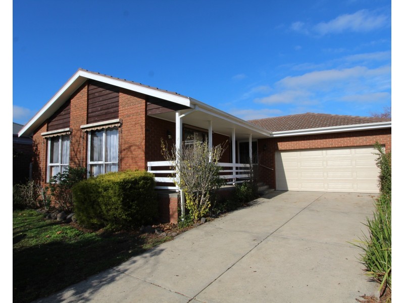 4 Hopkins Close, Rowville VIC 3178