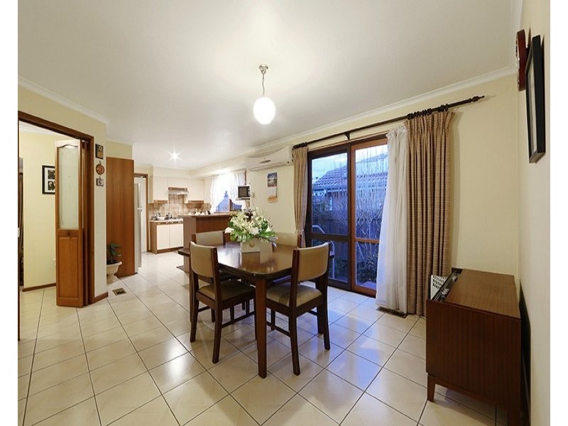 4 Hopkins Close, Rowville VIC 3178