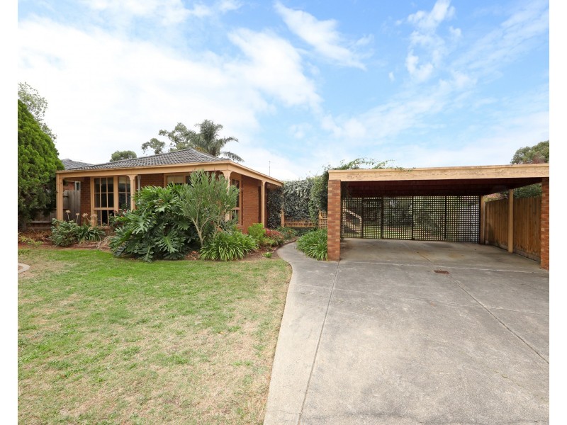 13 Taupo Crescent, Rowville VIC 3178