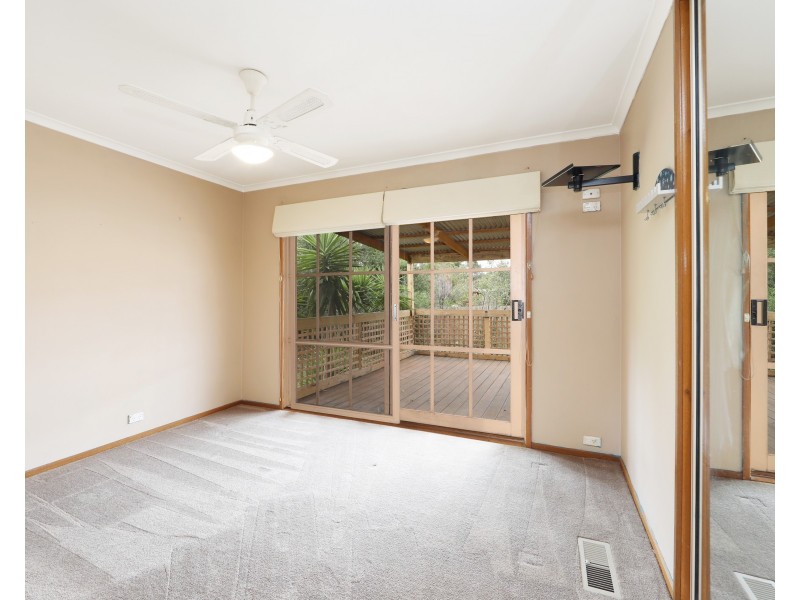 13 Taupo Crescent, Rowville VIC 3178