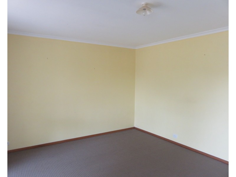 20 Lambourne Avenue, Rowville VIC 3178