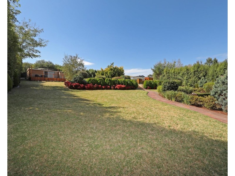 55 Grange Drive, Lysterfield VIC 3156