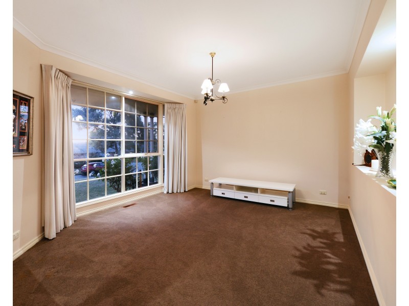 2 Pennycross Court, Rowville VIC 3178