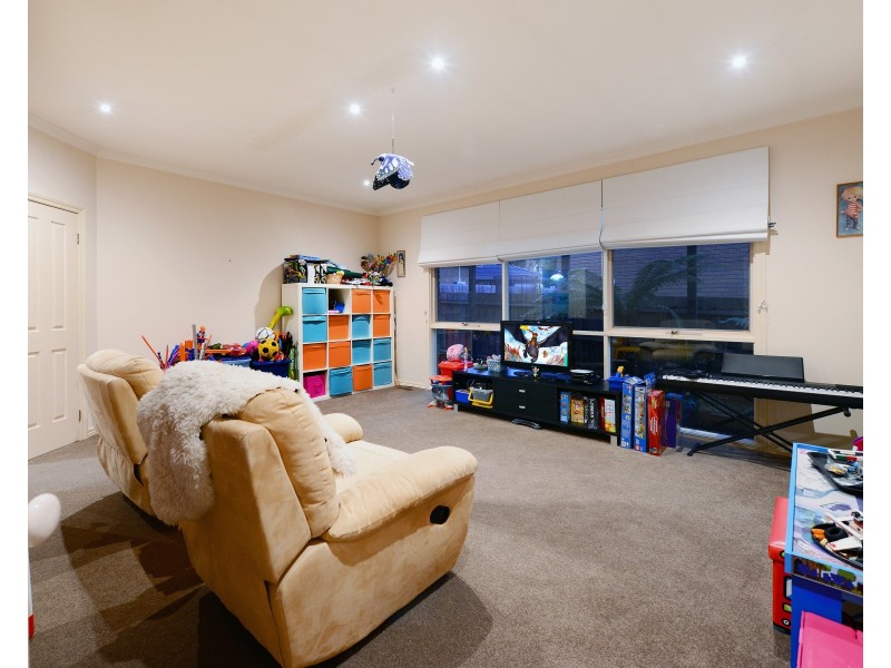 2 Pennycross Court, Rowville VIC 3178