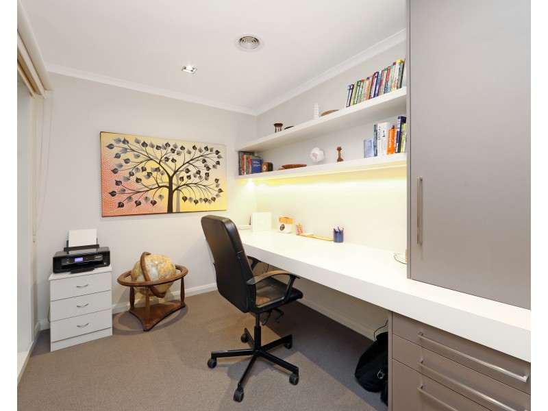 14 Leah Court, Rowville VIC 3178