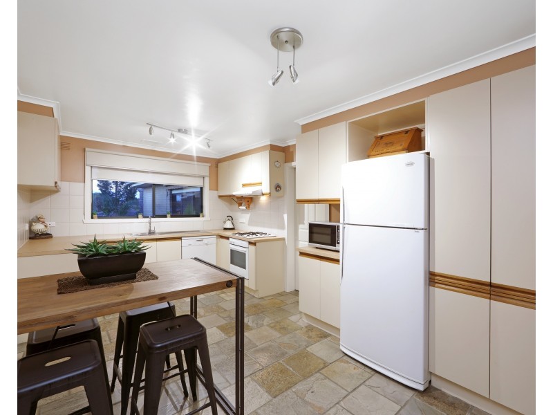 12 Third Avenue, Rowville VIC 3178