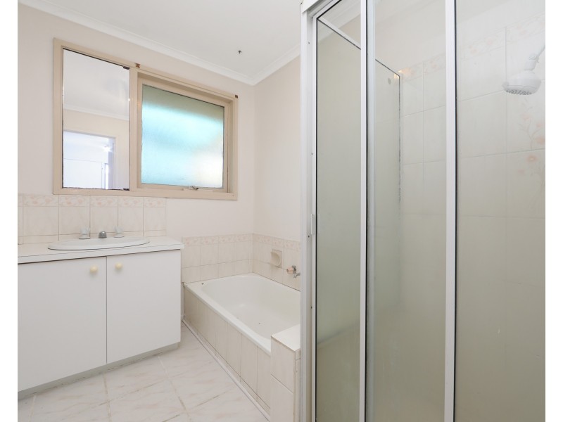 154 Dandelion Drive, Rowville VIC 3178