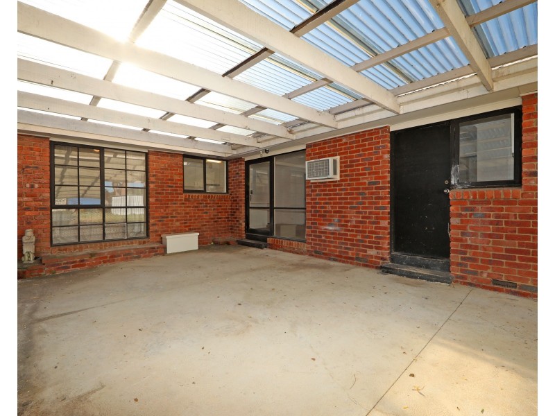 154 Dandelion Drive, Rowville VIC 3178