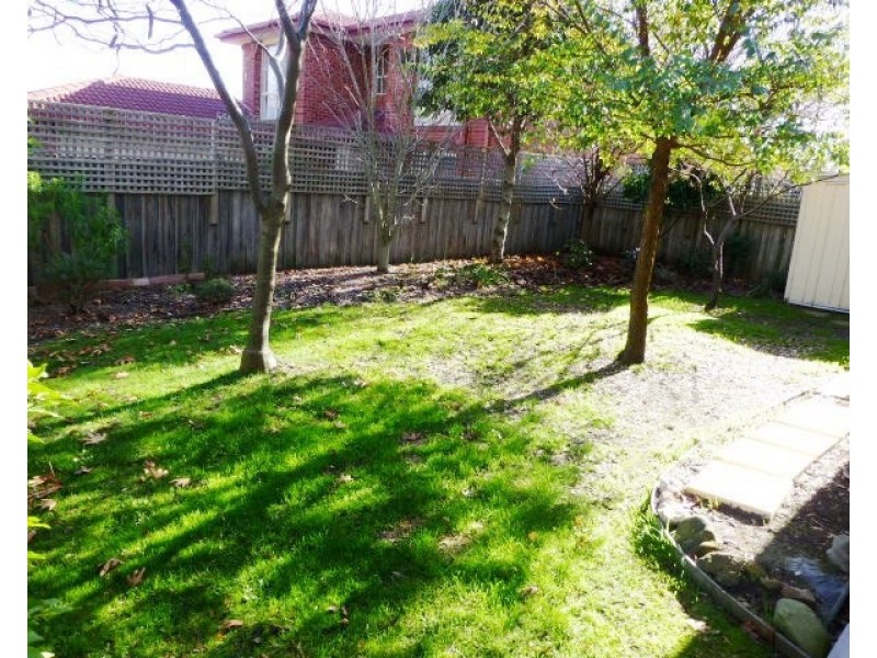 14 Elaine Place, Rowville VIC 3178