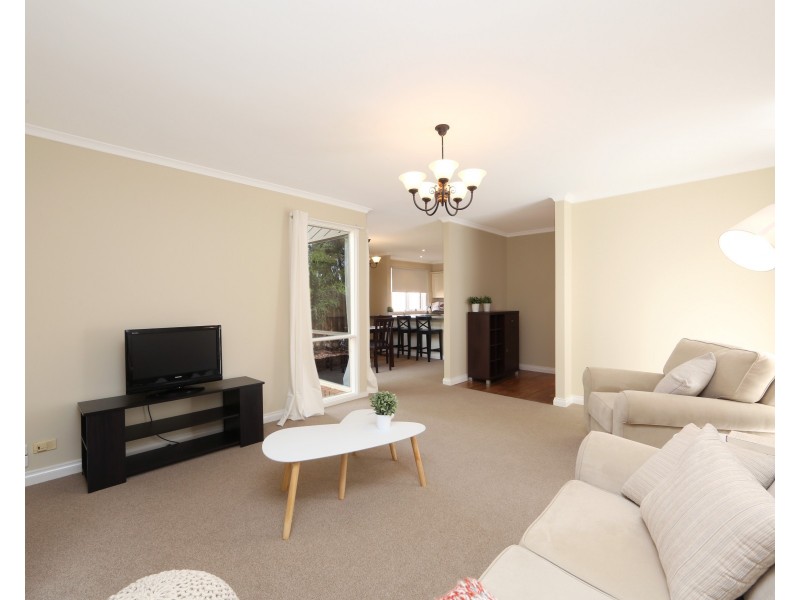 13 Corhanwarrabul Close, Rowville VIC 3178