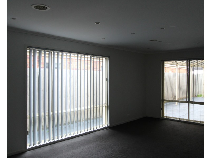 7 Feehan Crescent, Narre Warren South VIC 3805