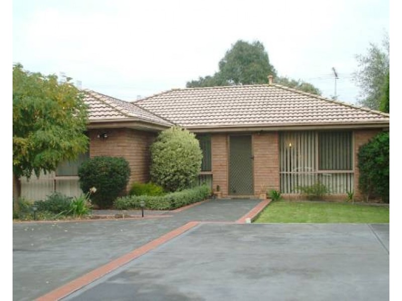 3 Linnel Court, Rowville VIC 3178