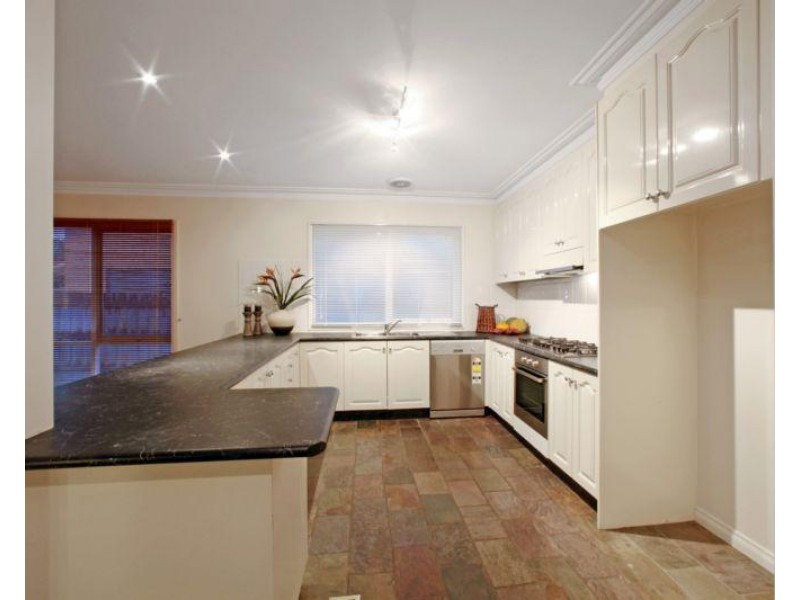 4 Filmer Court, Rowville VIC 3178