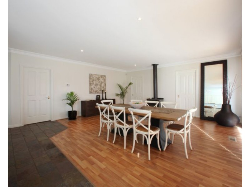 4 Filmer Court, Rowville VIC 3178