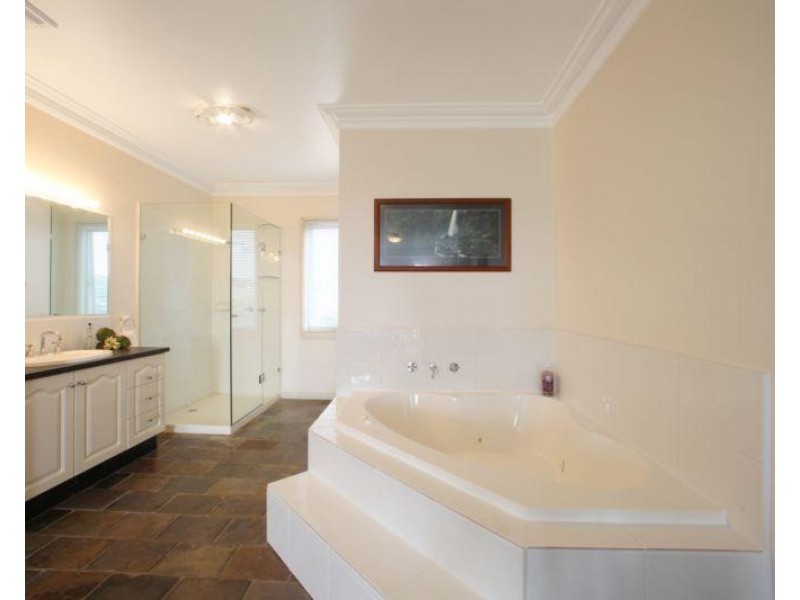 4 Filmer Court, Rowville VIC 3178