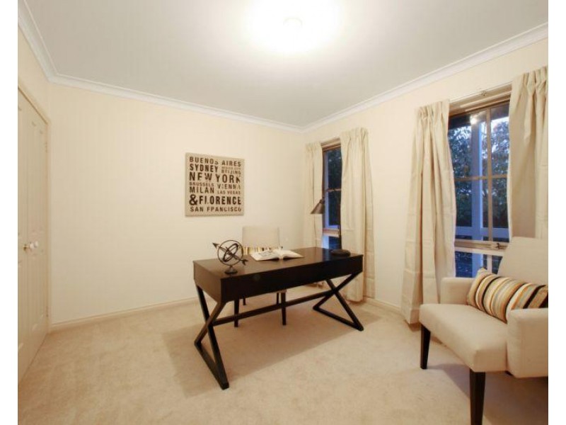4 Filmer Court, Rowville VIC 3178