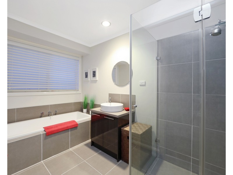 5 Jindabyne Court, Lysterfield VIC 3156