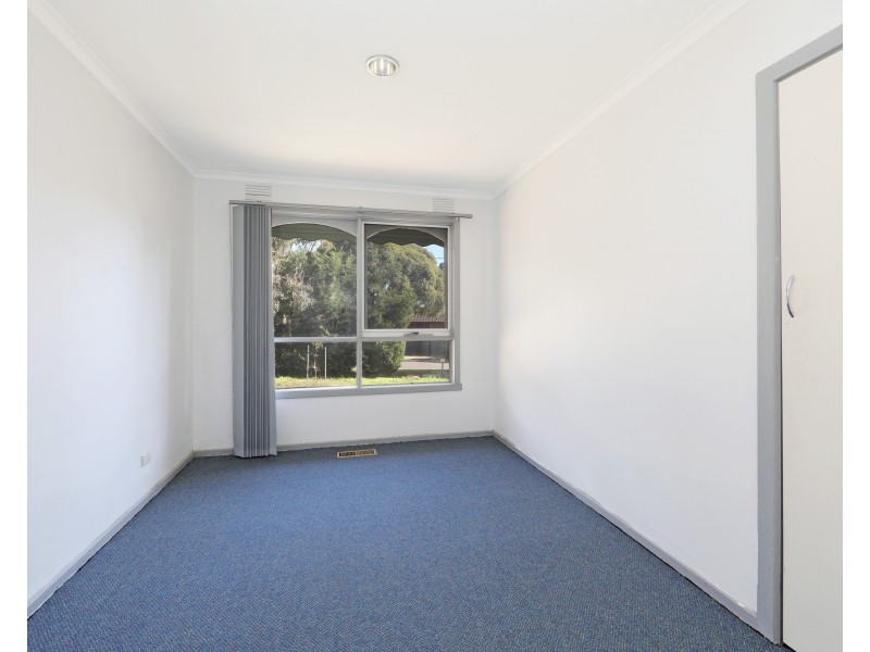 27 Deschamp Crescent, Rowville VIC 3178