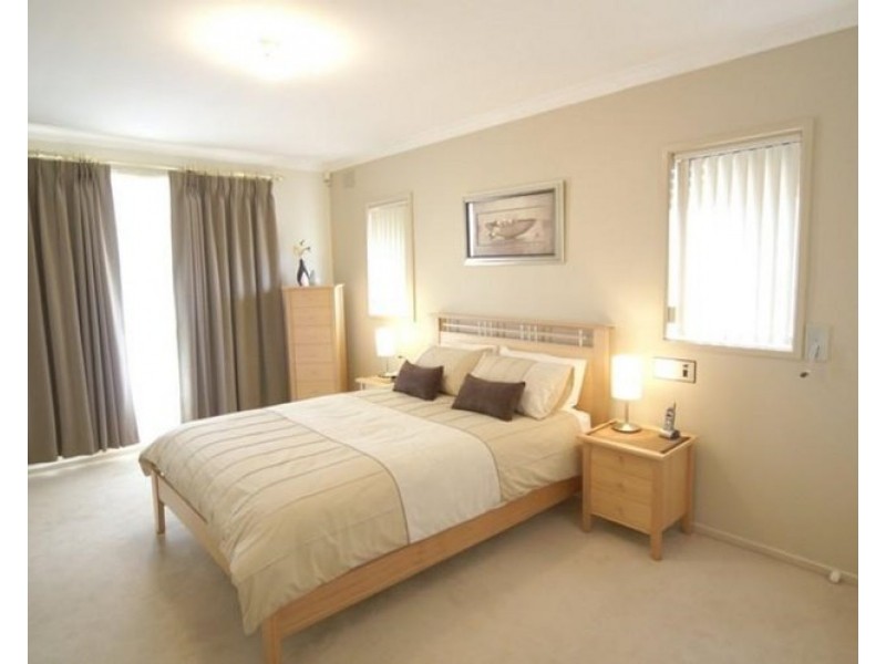 47 Joseph Banks Crescent, Endeavour Hills VIC 3802