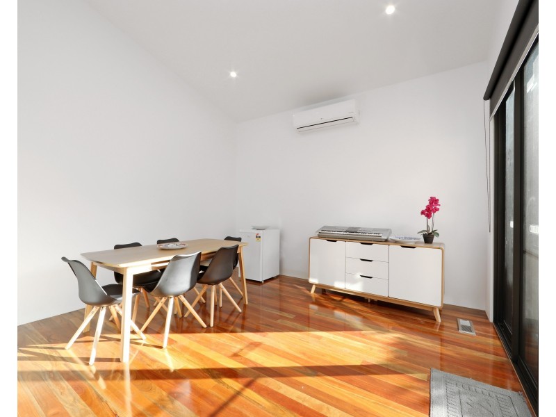 2/7 Blucher Street, Ferntree Gully VIC 3156