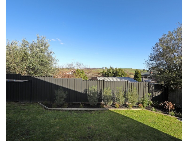 2/7 Blucher Street, Ferntree Gully VIC 3156
