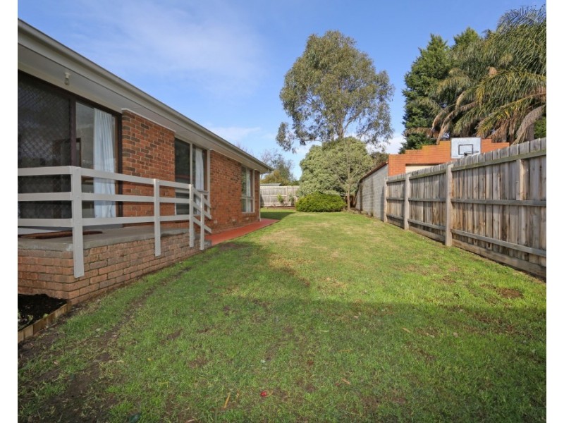 25 Valleyview Drive, Rowville VIC 3178