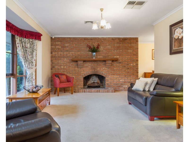 12 Redgum Court, Rowville VIC 3178