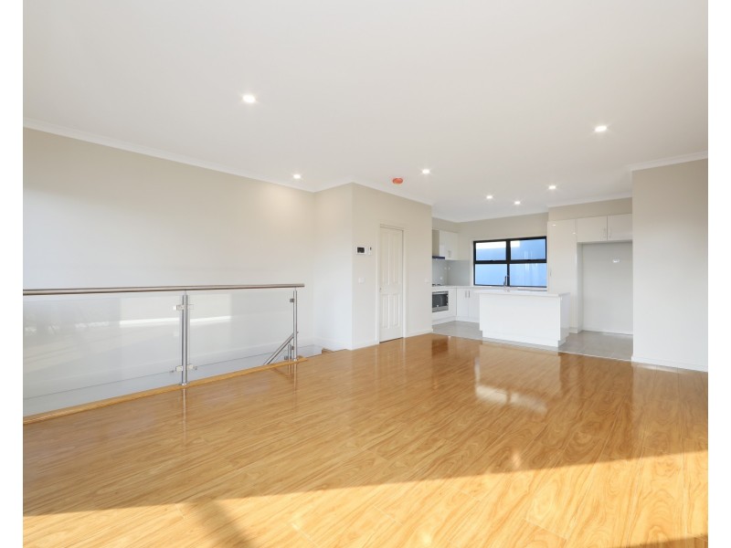 1&2/5 Stamford Crescent, Rowville VIC 3178