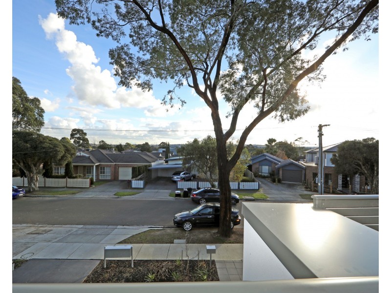 1&2/5 Stamford Crescent, Rowville VIC 3178